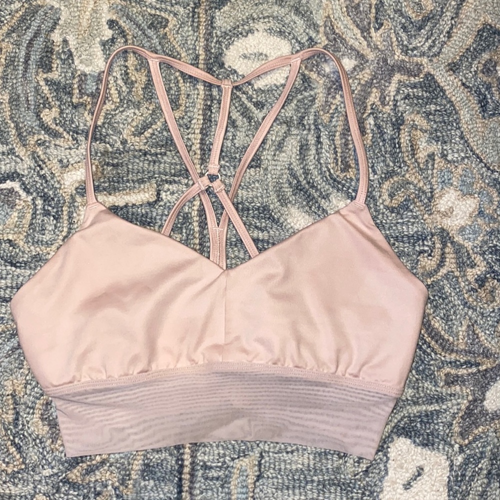 Alo Yoga sports bra